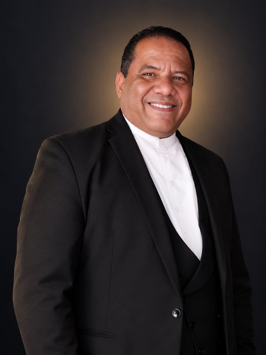 Pastor Clint Ross